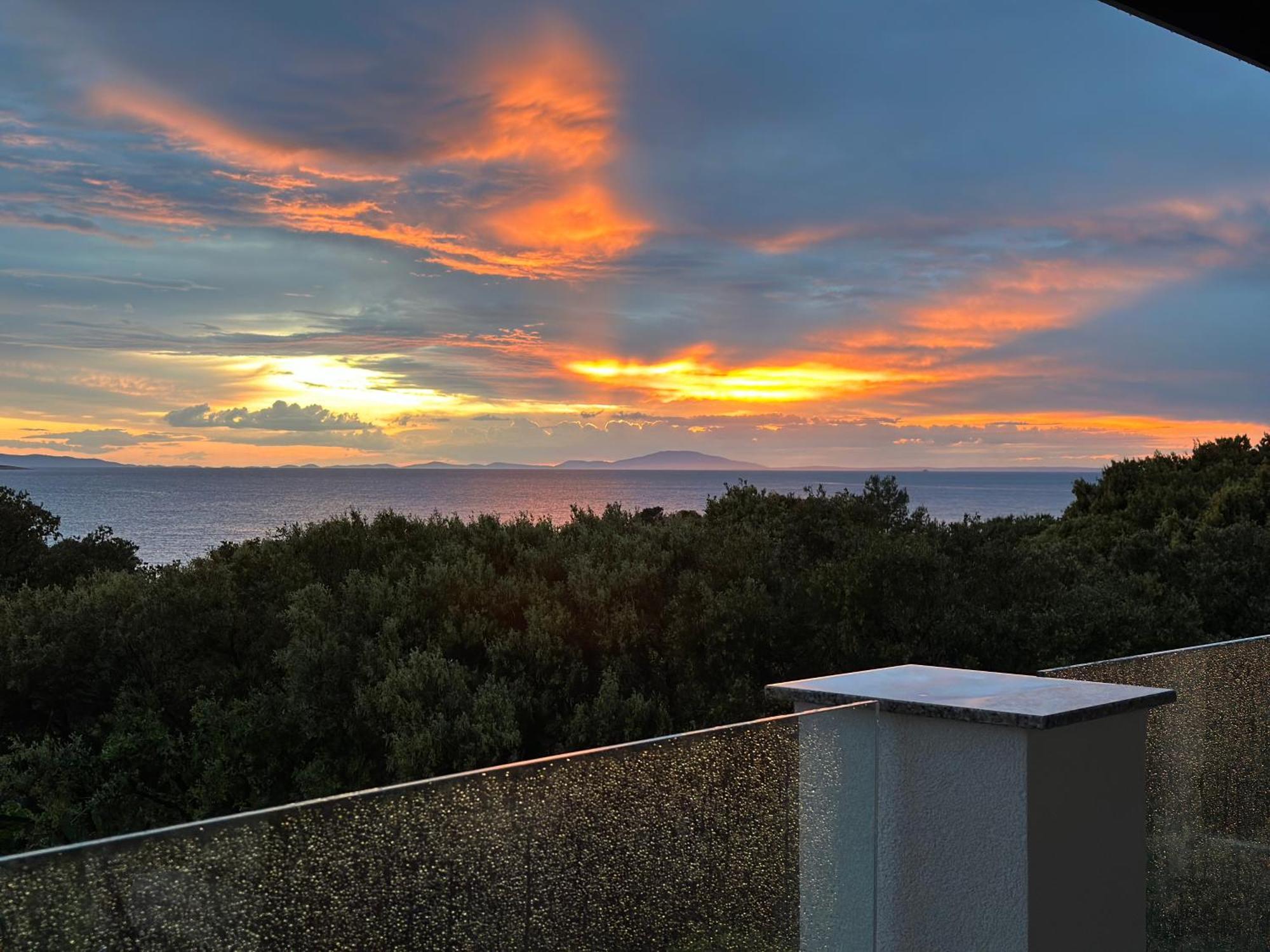 Lili Rose Mandre - Exclusive Apartments With Sea View, Just Steps From Beach * Mandre