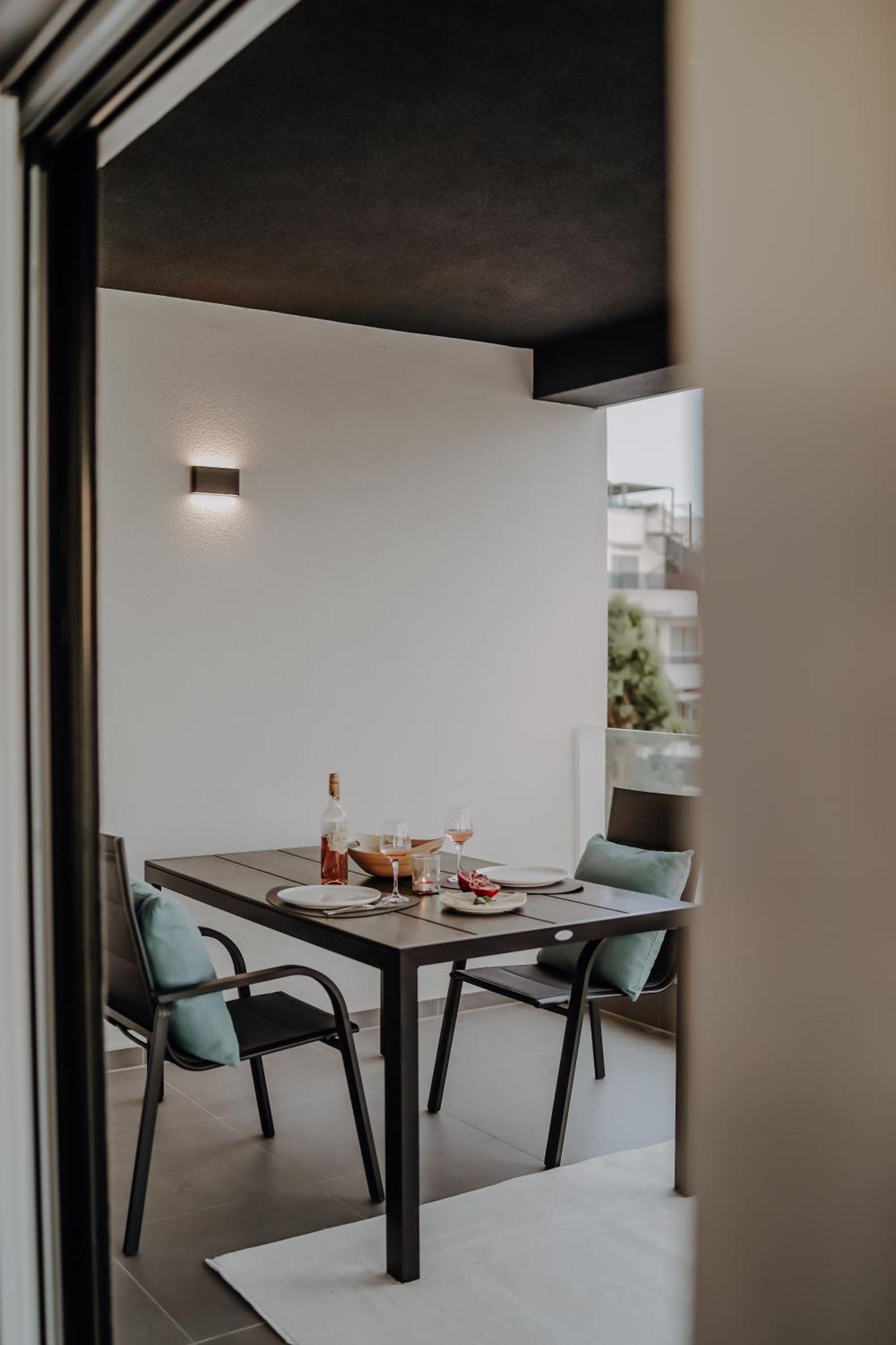 Lili Rose Mandre - Exclusive Apartments With Sea View, Just Steps From Beach * Mandre