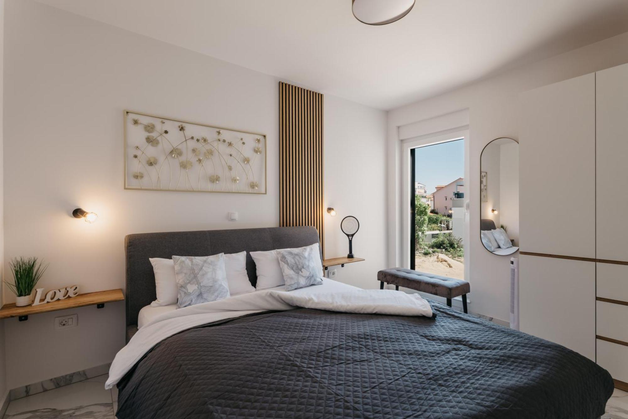 Lili Rose - Exclusive Family With Sea View, Just Steps From Apartment *