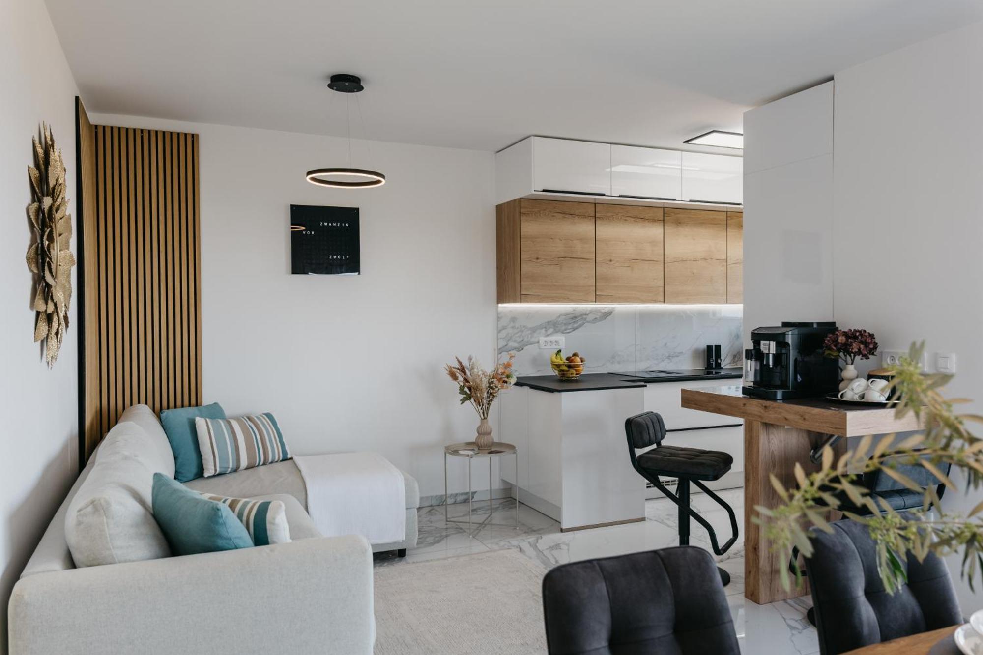 Lili Rose - Exclusive Family With Sea View, Just Steps From