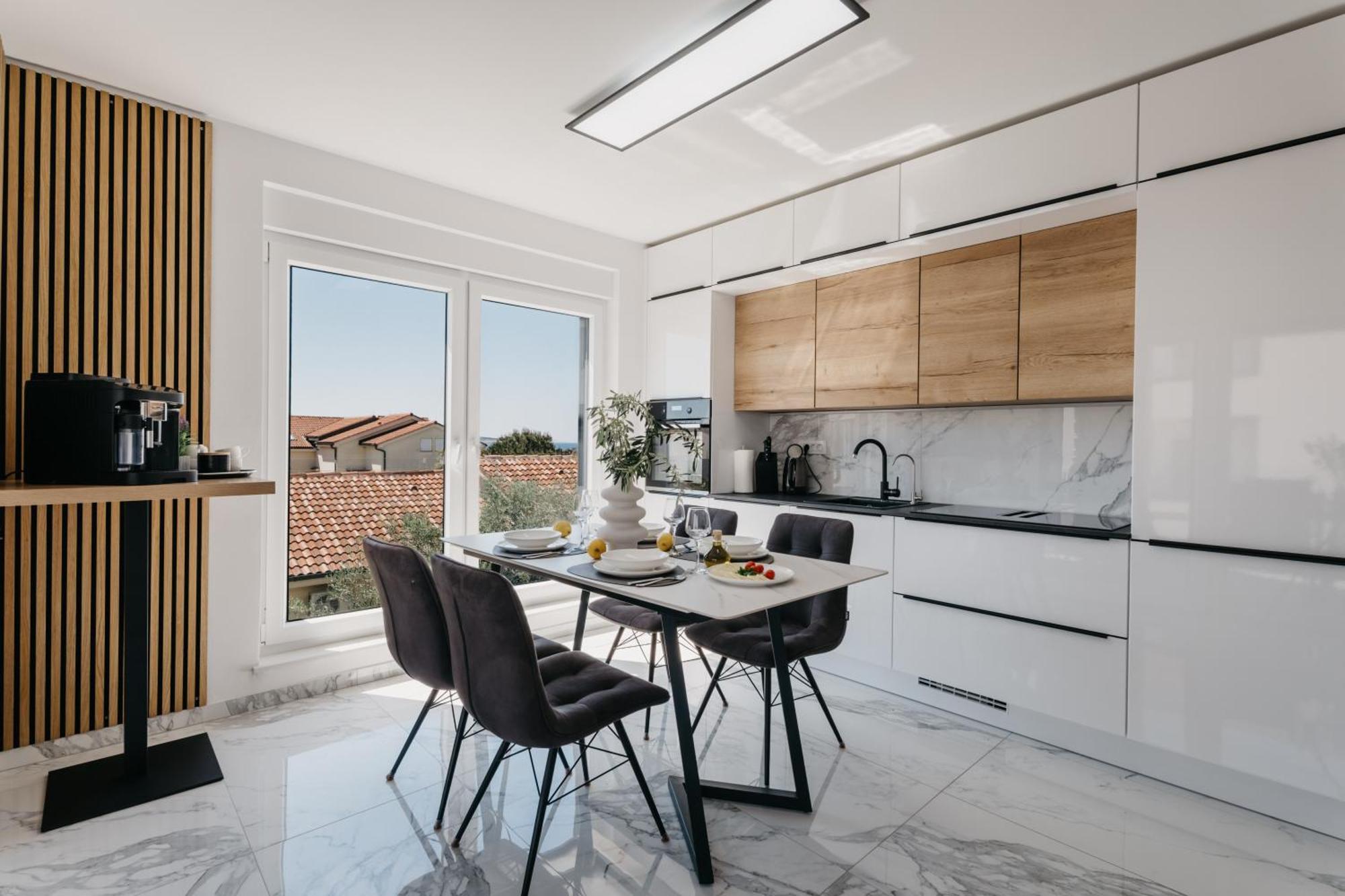 Lili Rose - Exclusive Family With Sea View, Just Steps From * Mandre