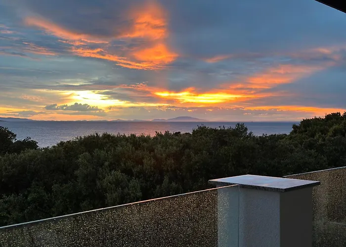 Lili Rose Mandre - Exclusive Apartments With Sea View, Just Steps From Beach