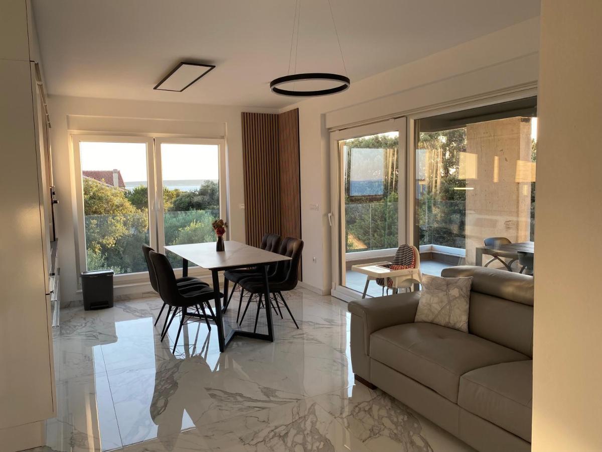 Lili Rose Mandre - Exclusive Apartments With Sea View, Just Steps From Beach