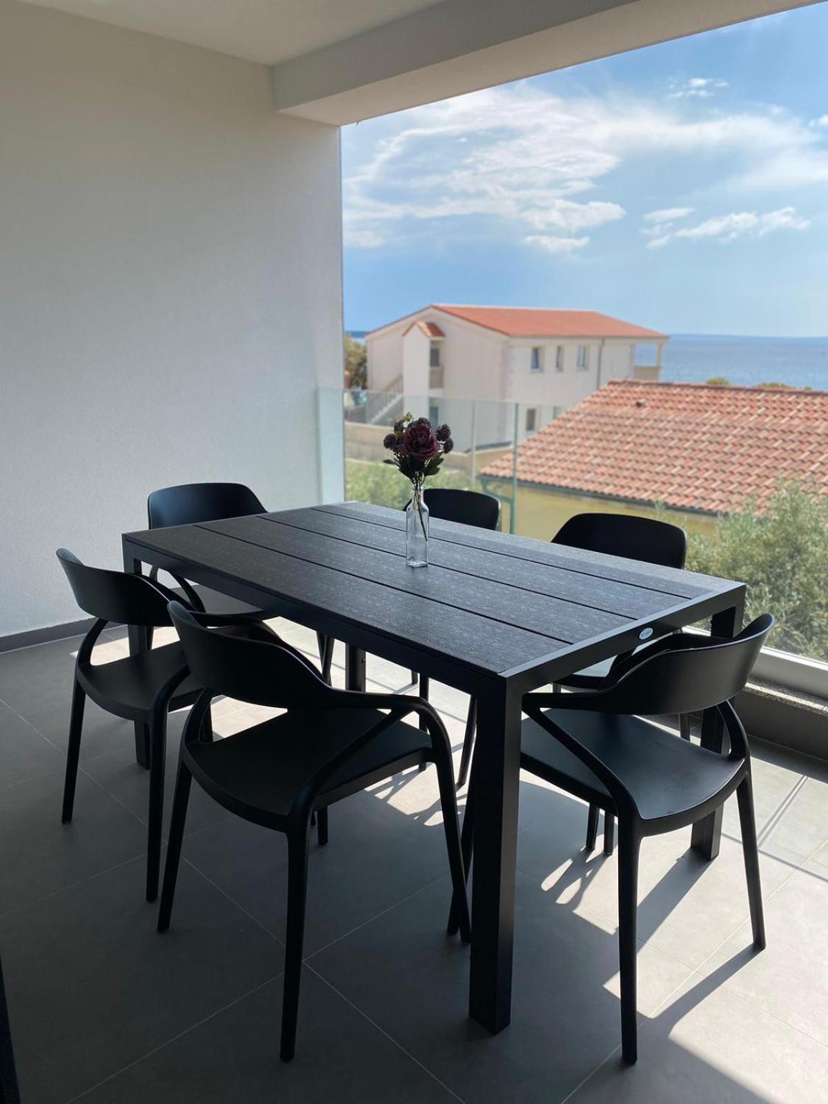Lili Rose Mandre - Exclusive Apartments With Sea View, Just Steps From Beach *