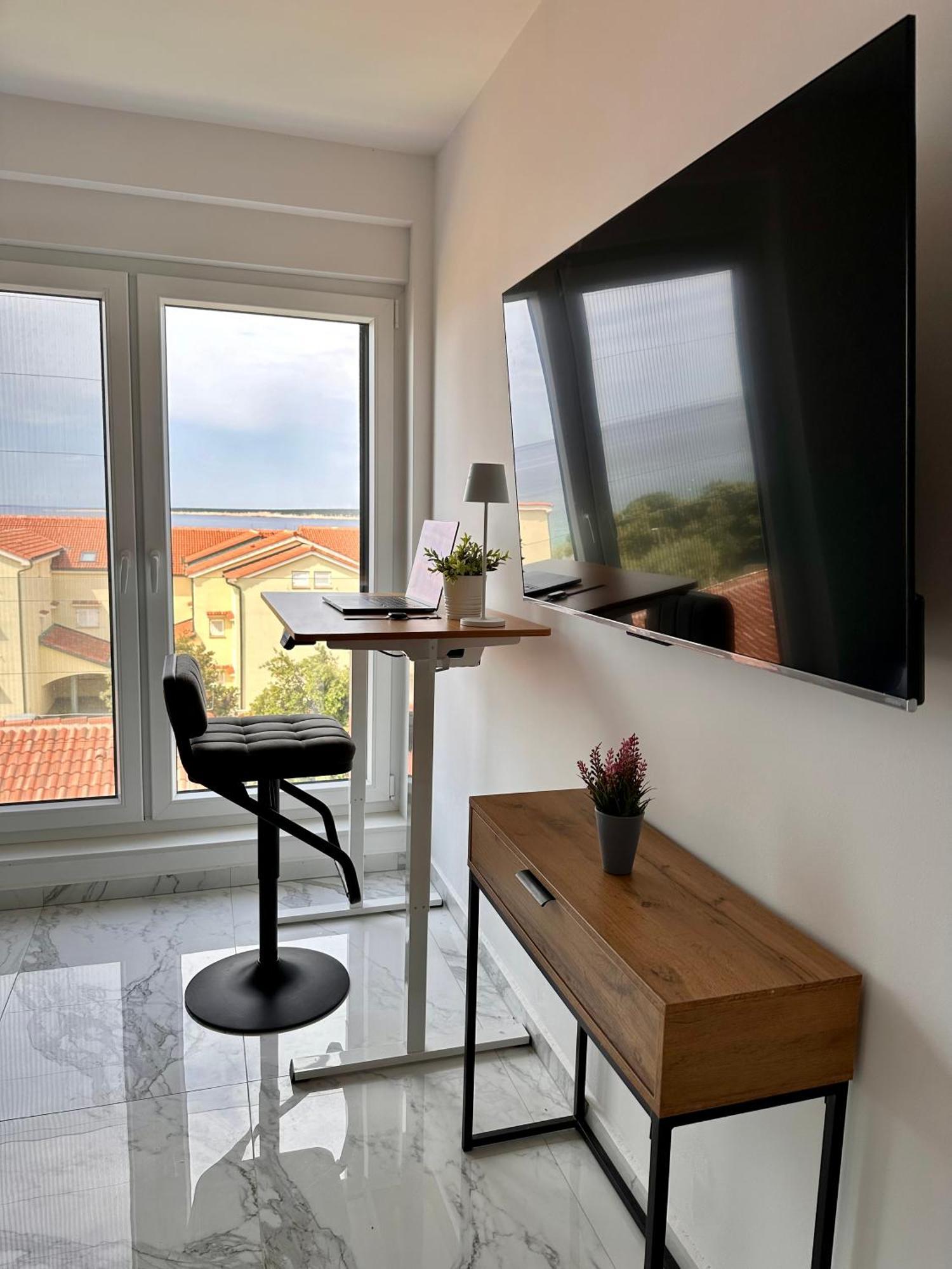 Lili Rose Mandre - Exclusive Apartments With Sea View, Just Steps From Beach Apartment