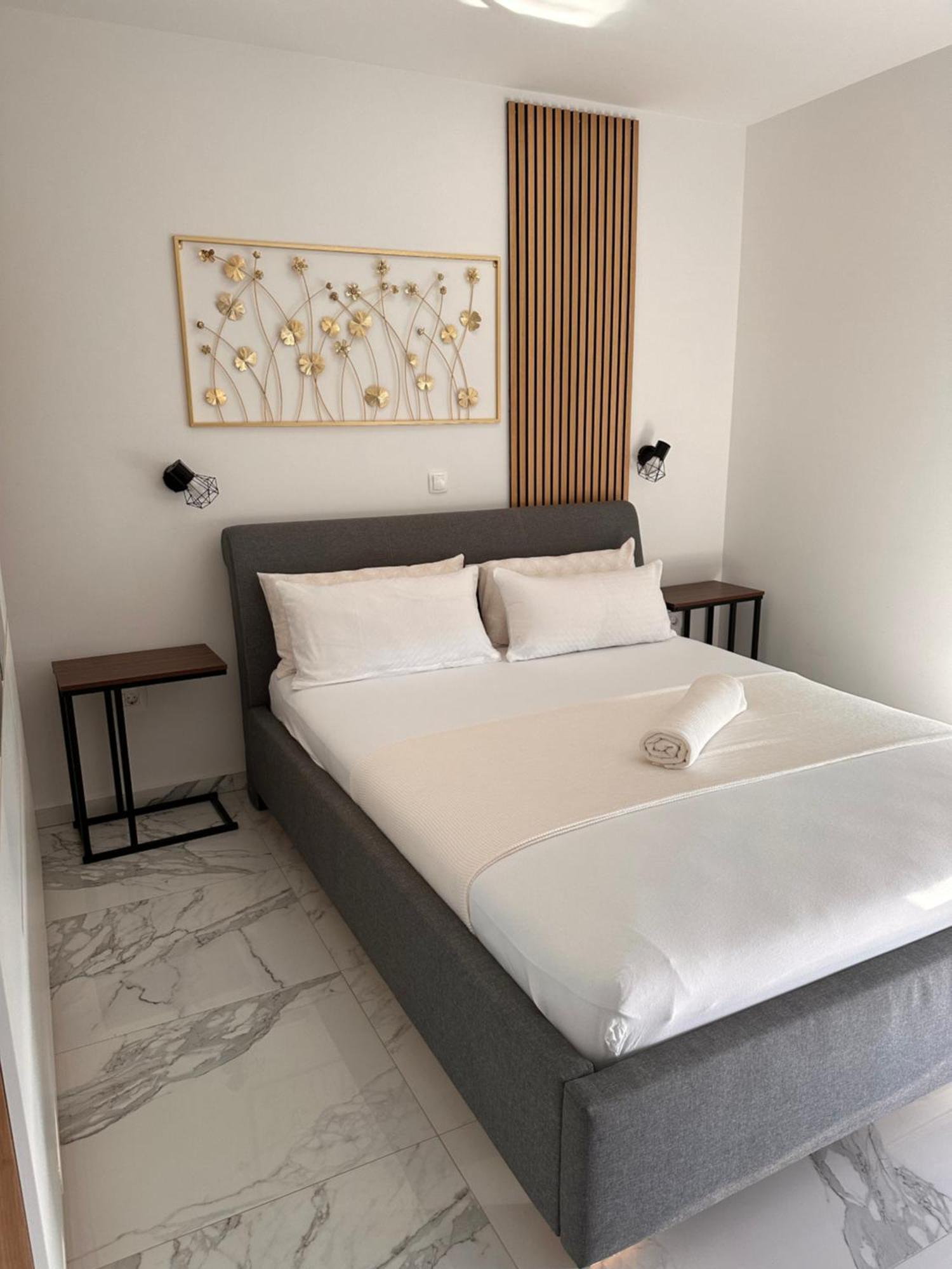 Lili Rose Mandre - Exclusive Apartments With Sea View, Just Steps From Beach Mandre